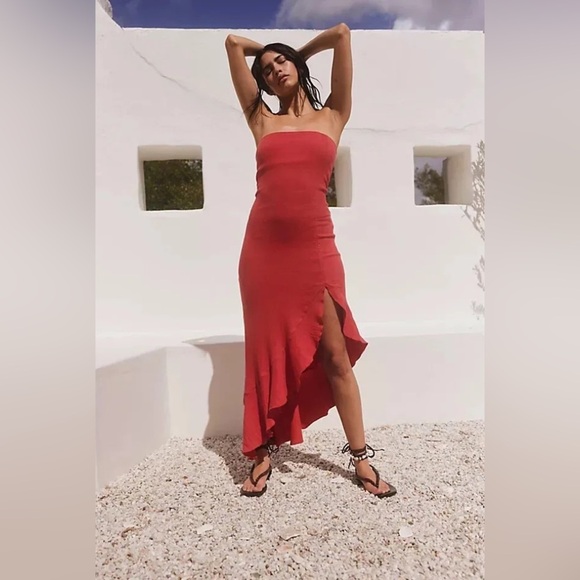 Free People Dresses & Skirts - COPY - Free People Made Me Blush Midi Dress